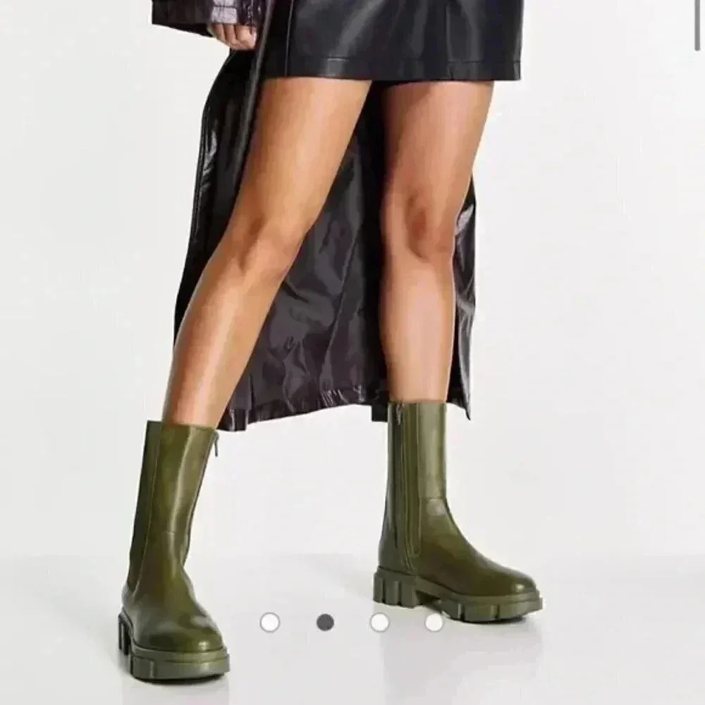 Free People Brooks Chelsea Boot New without box